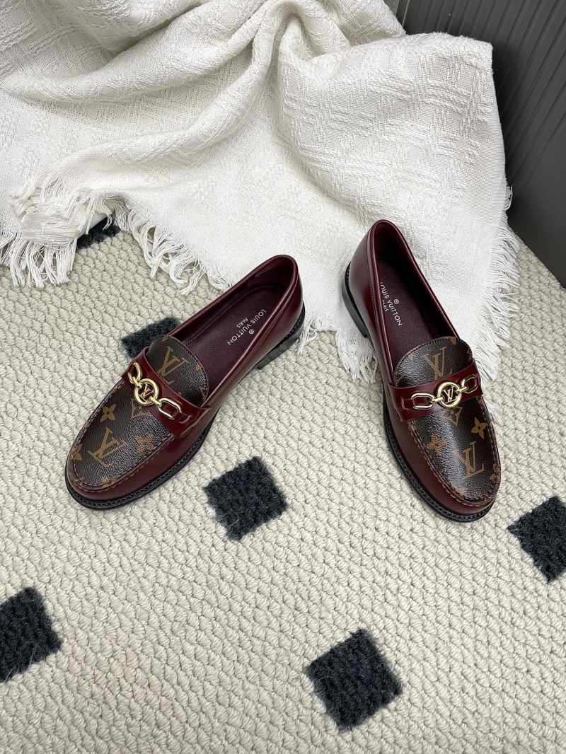 l0vis Vvtt0n loafers